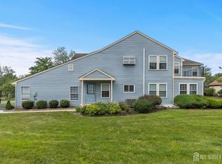 20 Dorchester Dr #C, Monroe Township, NJ 08831