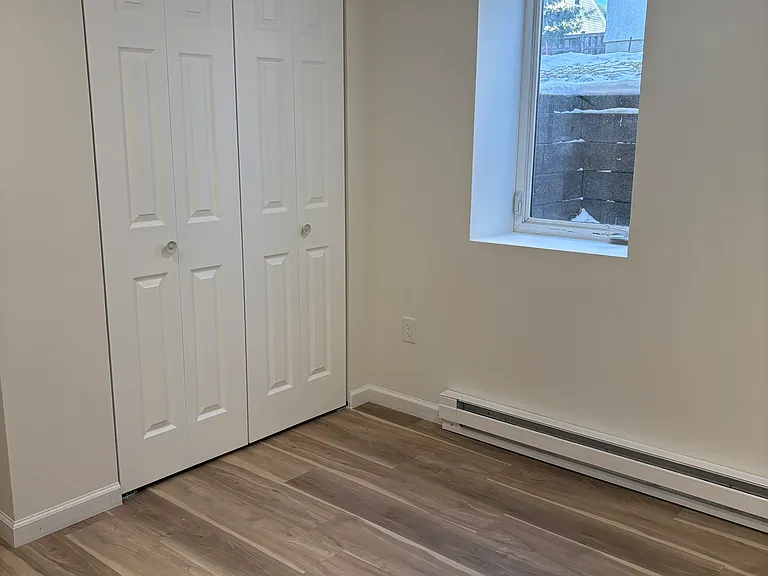 1517 Como Ave #B — Photo 9