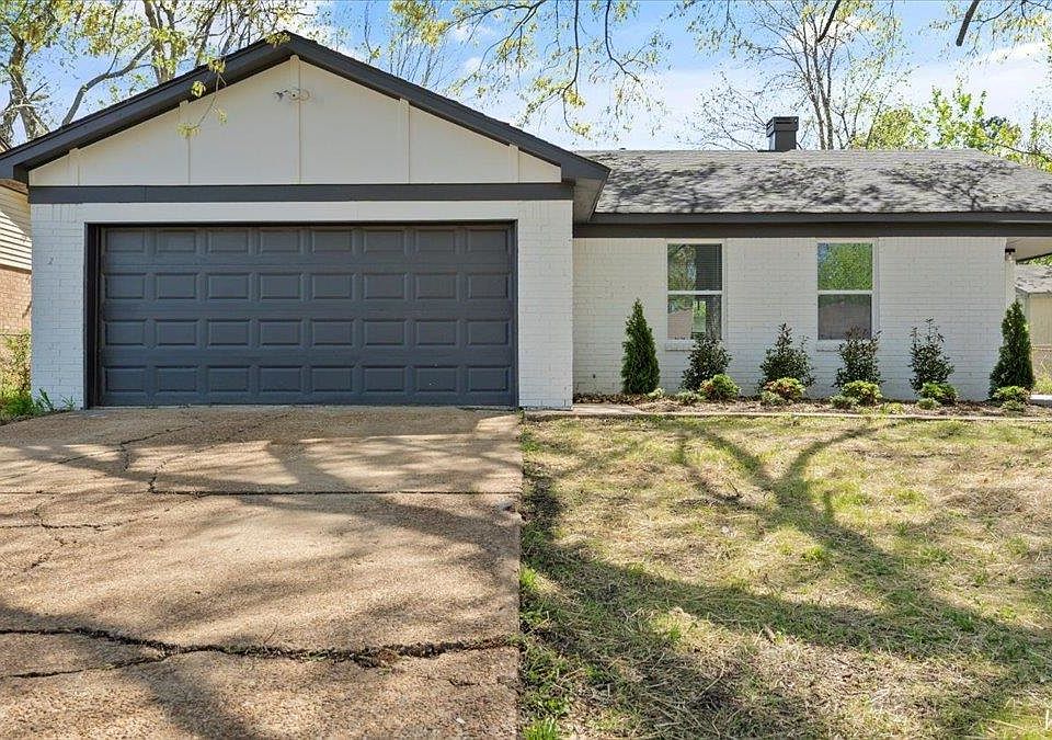 1st image of 6285 Woodgreen Dr