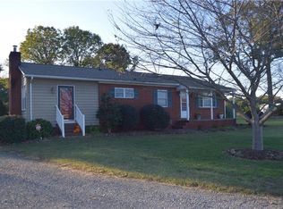 951 Farmington Rd, Mocksville, NC 27028