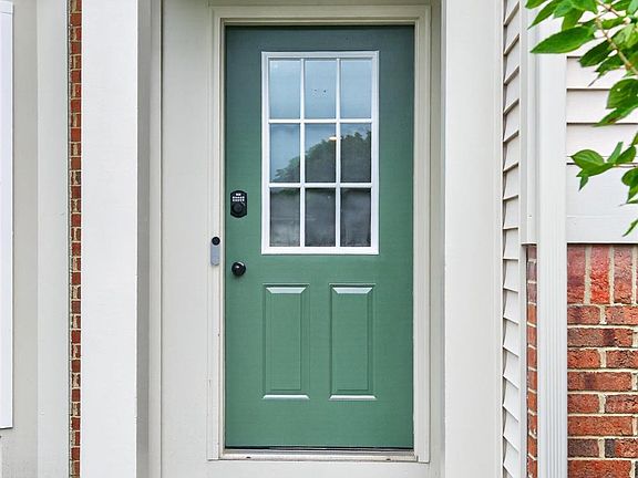 3rd image of 167 Shoemaker Dr