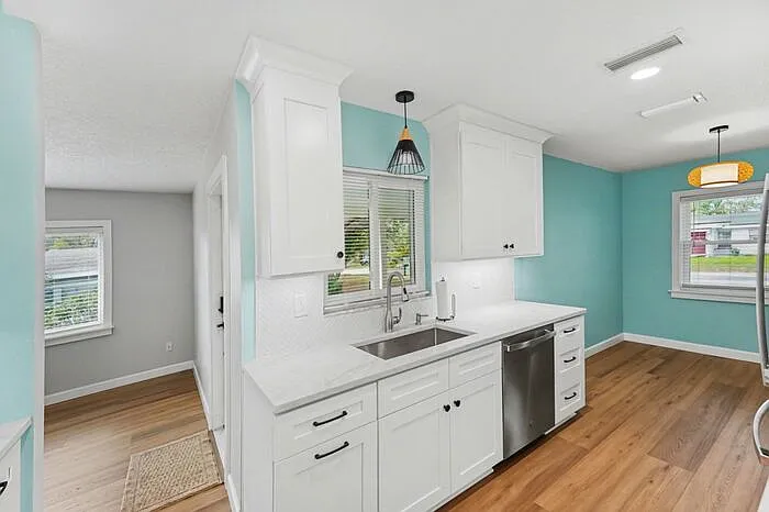 9605 N Edison Ave — Photo 6