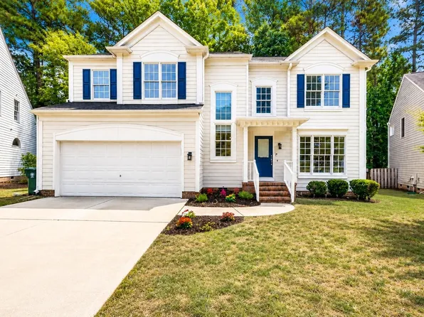 109 Chessington Ct, Cary, NC 27513