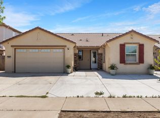 964 Barcelona Dr, Livingston, CA
