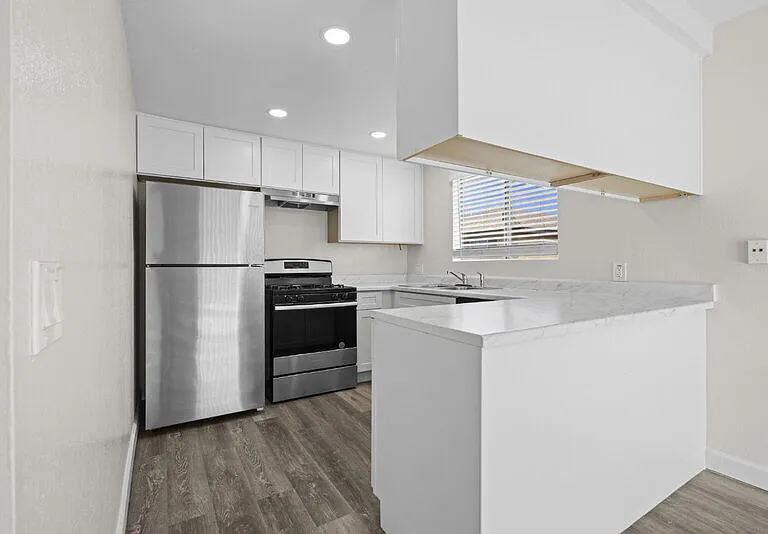 1223 Monique Ct #D — Photo 8
