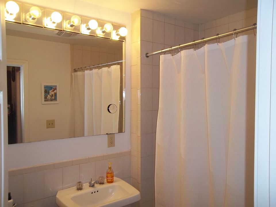 2nd image of 9 Pembroke St