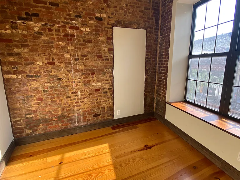 1467 Bedford Ave #2C — Photo 4