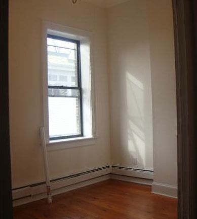 4th image of 307 Communipaw Ave APT 2