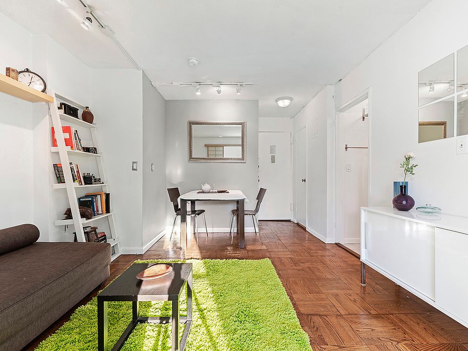 1st image of 101 W 12th St APT 8D