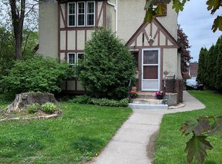 585 Cleveland Ave S #2, Saint Paul, MN 55116