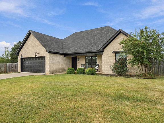 2nd image of 1109 Healstone Cv