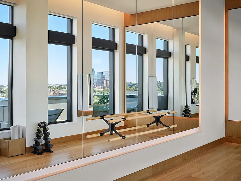655 Union St #Penthouse 2B — Photo 10