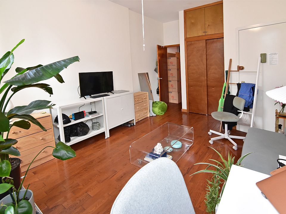 1st image of 56 E Broadway APT 4