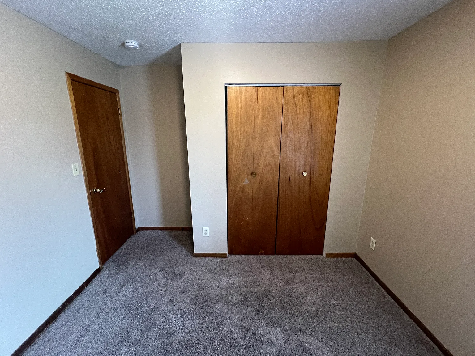 2 bed, $925 — Photo 3