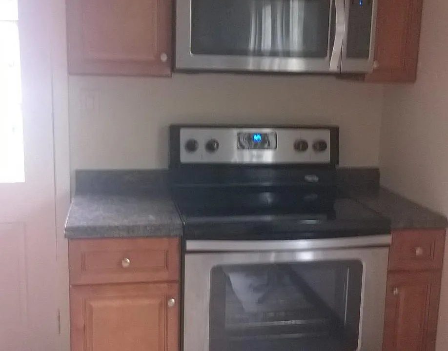 27 Birch Rd