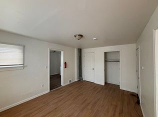 21 Jacokes St APT 2, Pontiac, MI 48342
