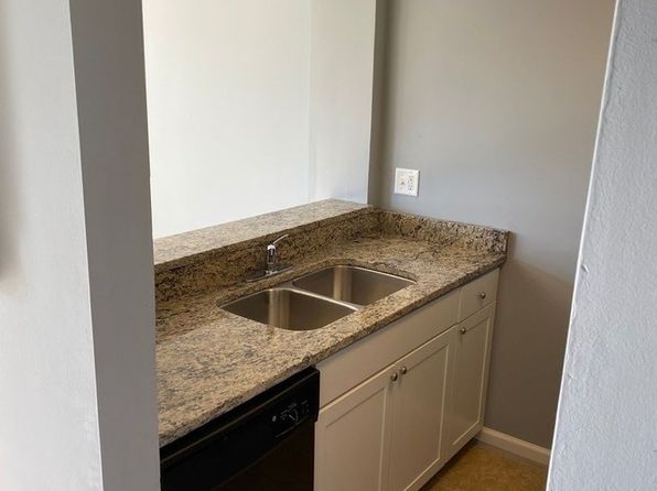 909 Slater St APT 115