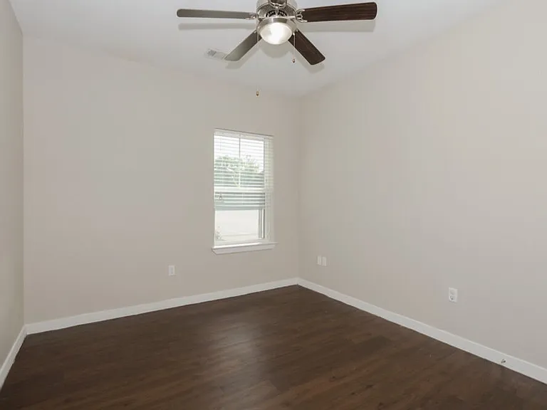 River View at Calallen — Photo 78