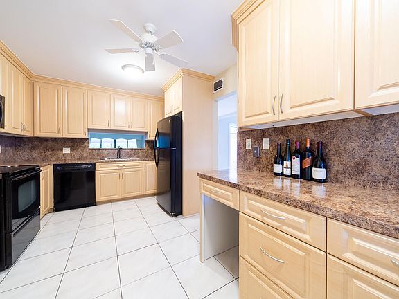 2nd image of 344 Fairway Cir #37