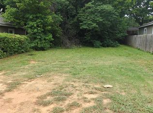 2412 Dundeen St, Charlotte, NC 28216