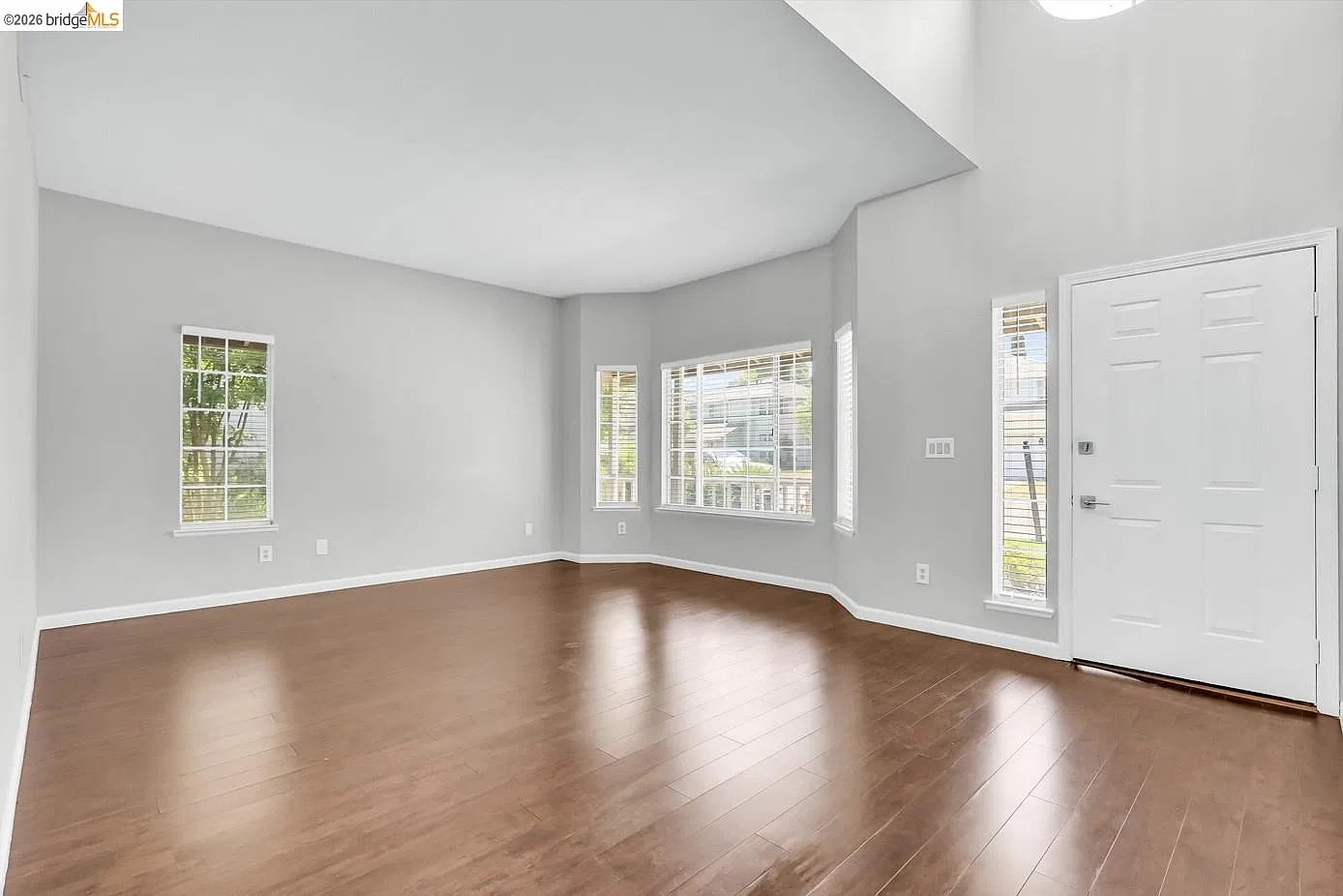 3 bed, 2.0 bath, 1848 sqft, $2,950 — Photo 4