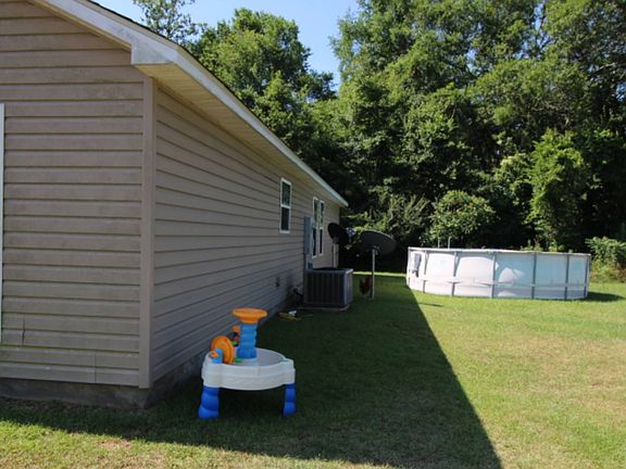 2nd image of 113 Twelve Oaks Ct