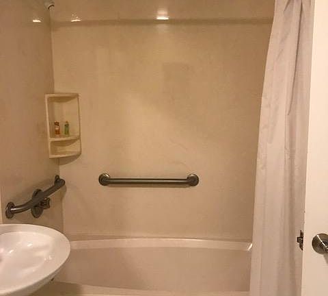5th image of 300 N Atlantic Ave #1208
