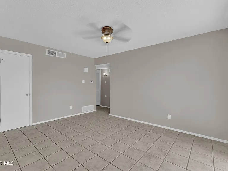 228 Caribe Cir — Photo 12