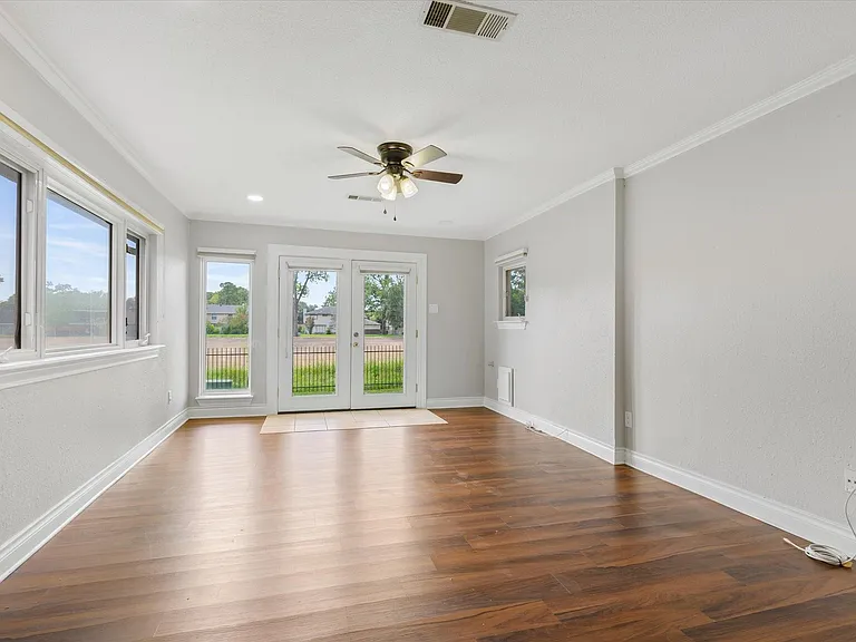 7715 Brush Wood Dr — Photo 21