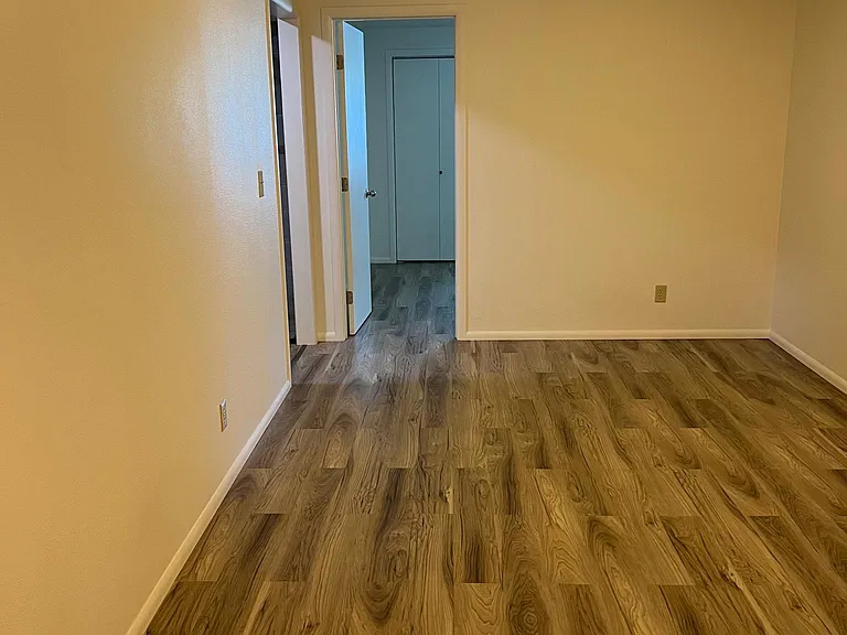 2804 E 12th Ave — Photo 10