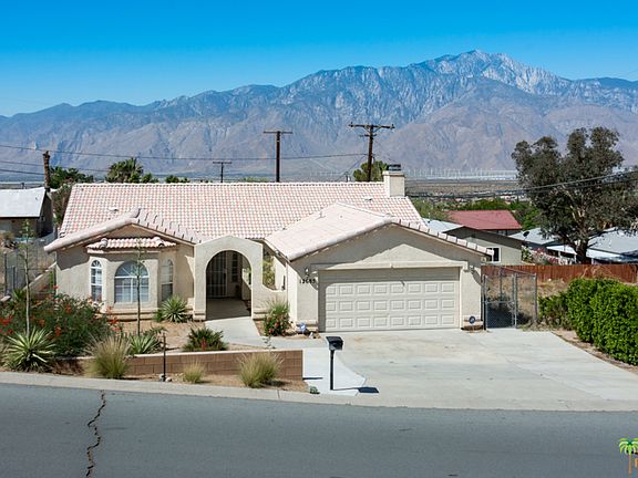 2nd image of 12685 Deodar Ave