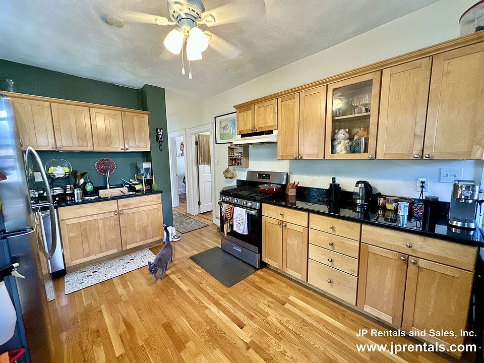 1st image of 15 Germania St #3