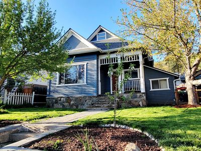 651 5th Ave, Gold Hill, OR, 97525