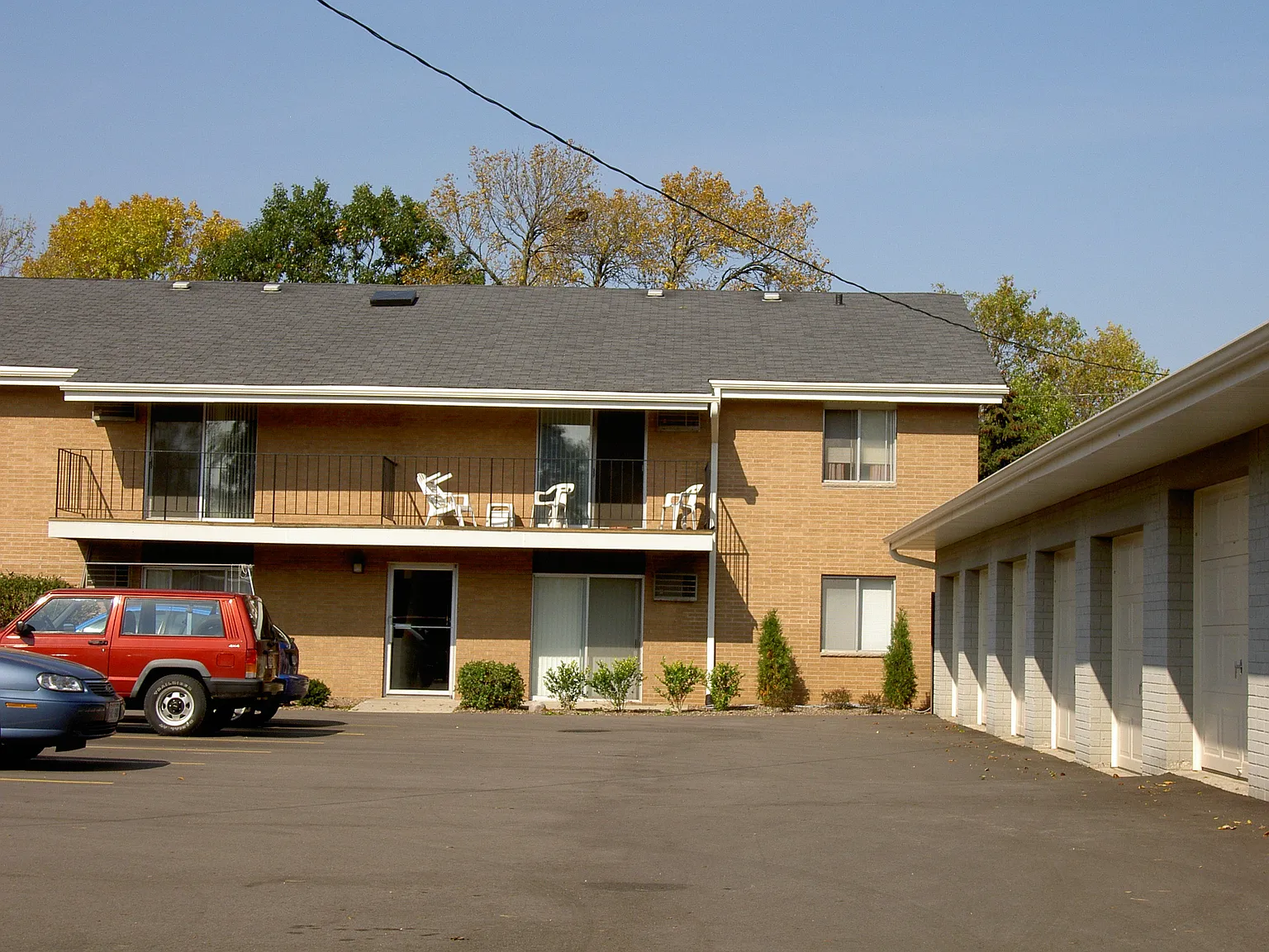 1 bed, $1,050 — Photo 2