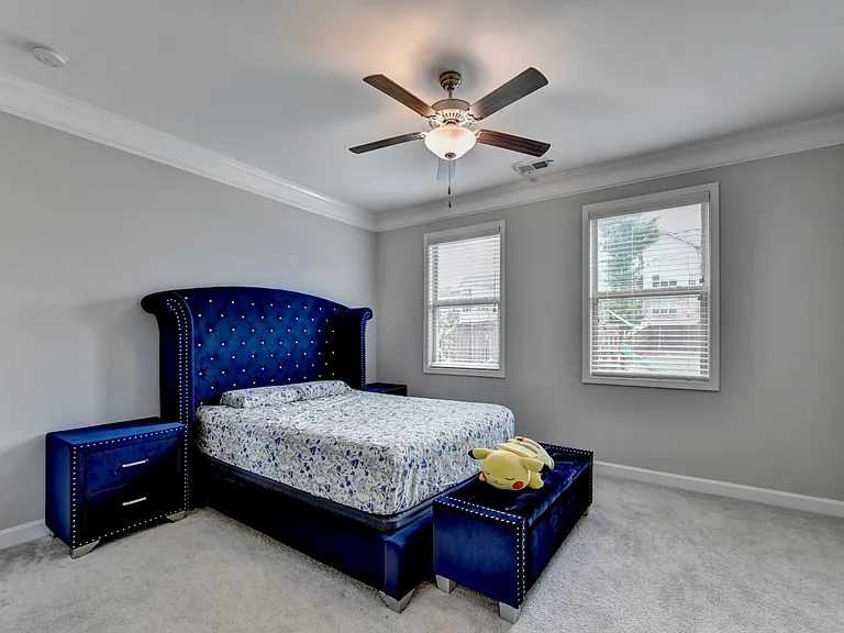 6035 Ashborough Park — Photo 57