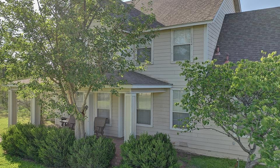 1st image of 2109 W Mosley Loop