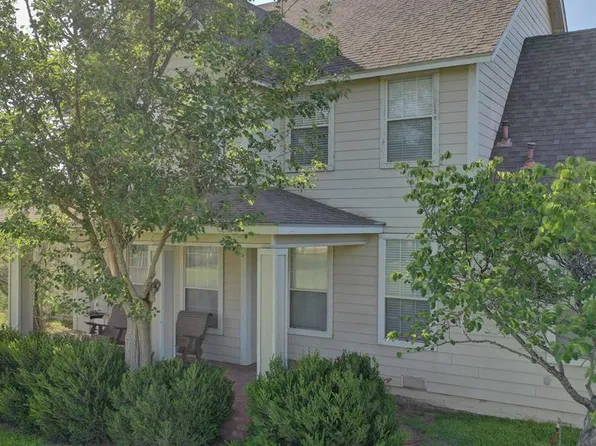 2109 W Mosley Loop, Alpine, TX 79830