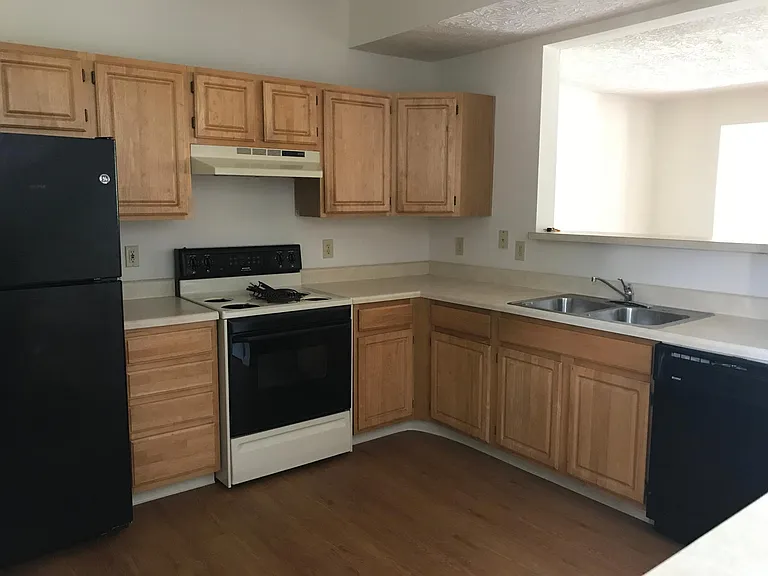 4107 Otter Creek Dr — Photo 8