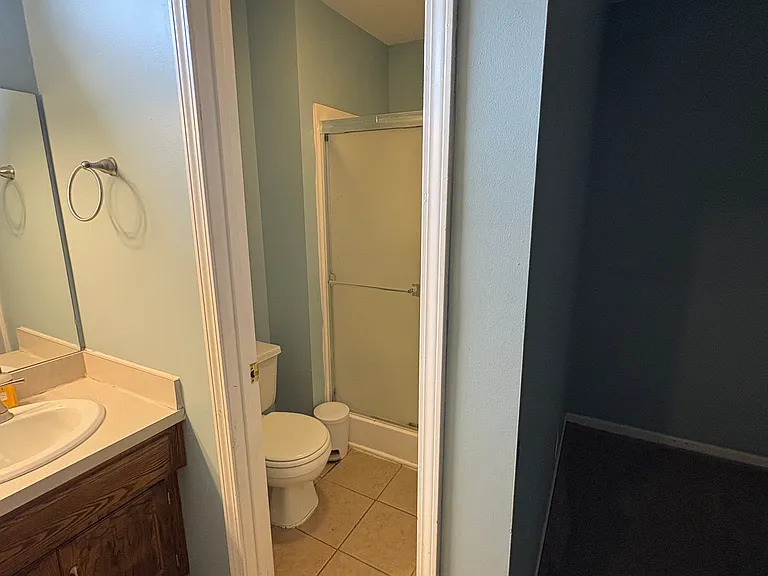 11834 Virginia Ave — Photo 18