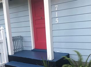 715 N 120th St, Seattle, WA 98133