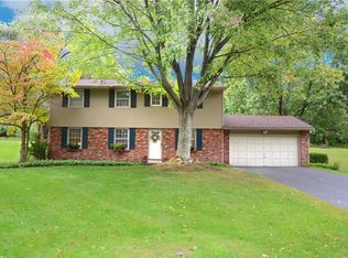 69 Old Post Rd, Fairport, NY 14450