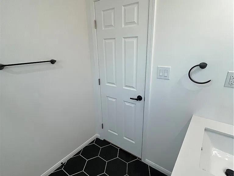 9441 Beverly St — Photo 47