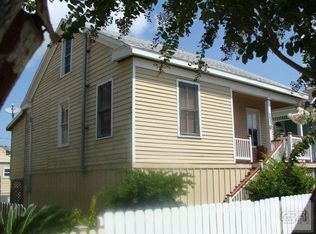 1420 Church St, Galveston, TX 77550