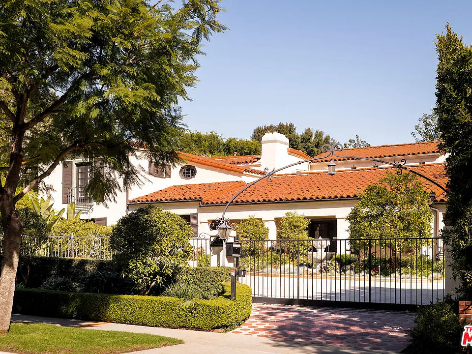 902 N Whittier Dr