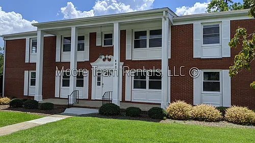420 6th Ave W Photo 1