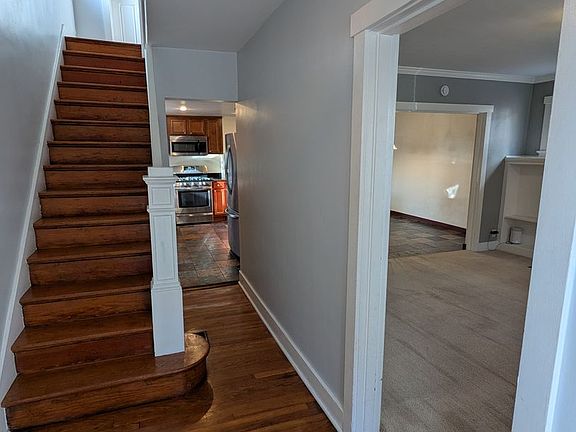 3rd image of 212 Plymouth St