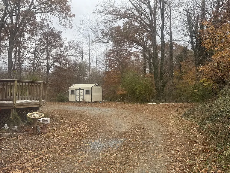 210 Wicklow Rd — Photo 17