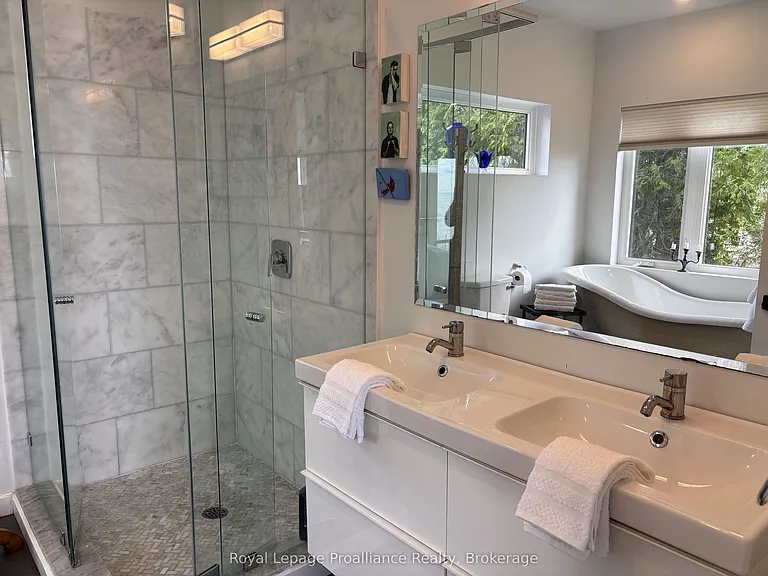 621 Barcovan Beach Rd — Photo 25