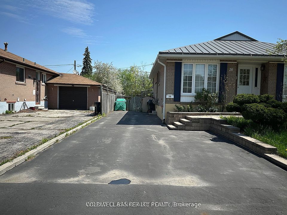 1st image of 20 Murchison Cres