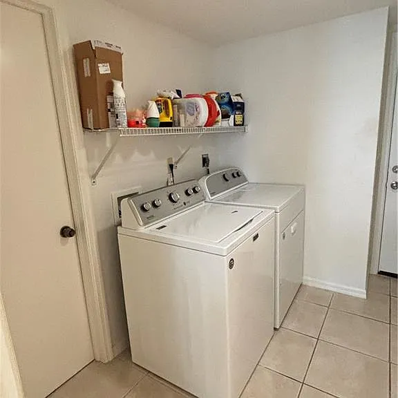 2103 Tama Cir #2 — Photo 24